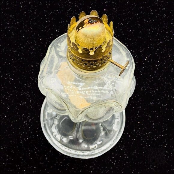 Vintage Art Glass Bulls Eye Clear Oil Lamp 7”T 3.5”W - Picture 5 of 7